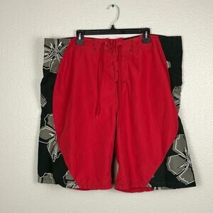 Arizona Jean Company 2010s Red Black Floral Mesh Lined Men’s Size XL Swimtrunks